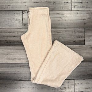 NWOT, Forever 21 Cream flared pants